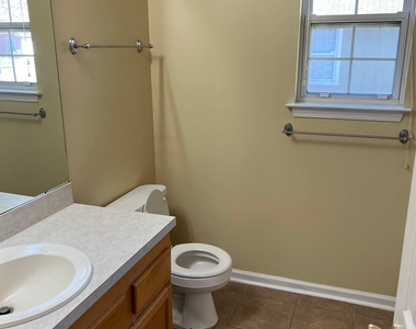602 Wild Grape Drive - Photo Thumbnail 8