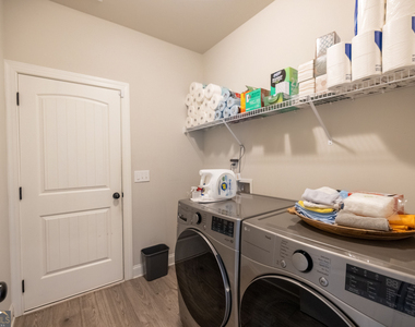 2539 Tomoka Drive - Photo Thumbnail 17