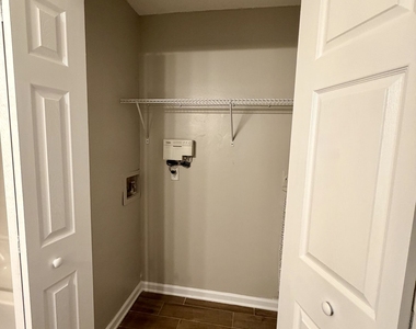 440 Admirals Walk Drive - Photo Thumbnail 25