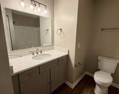 440 Admirals Walk Drive - Photo Thumbnail 28
