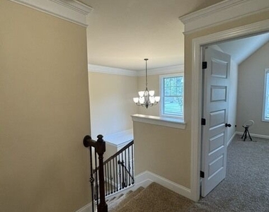 320 Homestead Circle - Photo Thumbnail 15