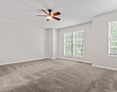 5619 Union Pointe Drive - Photo Thumbnail 16