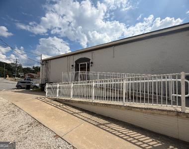 86 S Forest Avenue - Photo Thumbnail 1