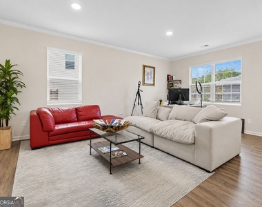 2725 Piper Drive - Photo Thumbnail 3