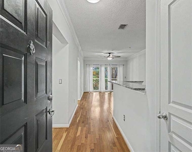 10 Perimeter Summi Boulevard Ne - Photo Thumbnail 3
