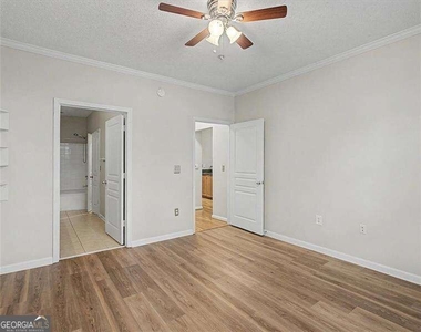 10 Perimeter Summi Boulevard Ne - Photo Thumbnail 13