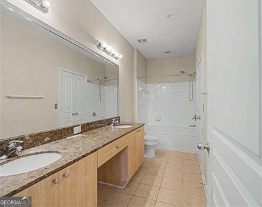 10 Perimeter Summi Boulevard Ne - Photo Thumbnail 14