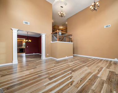 3325 Earhart Way - Photo Thumbnail 38