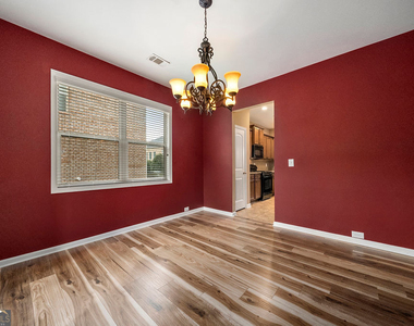 3325 Earhart Way - Photo Thumbnail 36