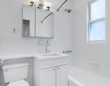 113 East 31st Street - Photo Thumbnail 5