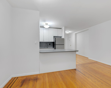 113 East 31st Street - Photo Thumbnail 1