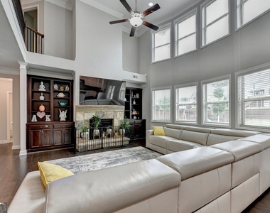 6035 Ashborough Park - Photo Thumbnail 21