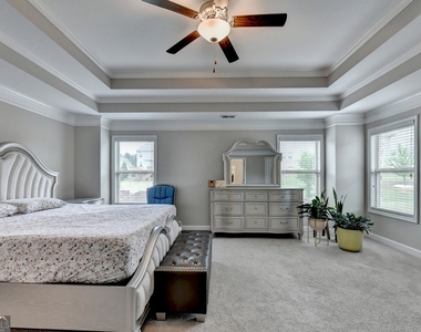 6035 Ashborough Park - Photo Thumbnail 41
