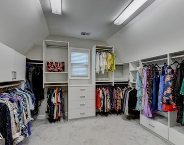 6035 Ashborough Park - Photo Thumbnail 49