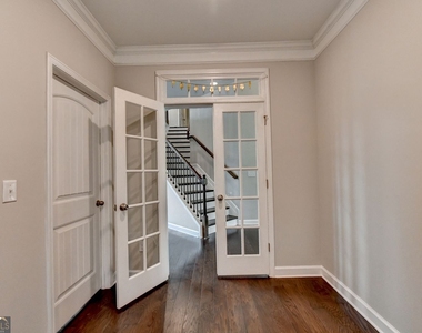 6035 Ashborough Park - Photo Thumbnail 16