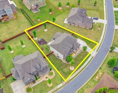 6035 Ashborough Park - Photo Thumbnail 83
