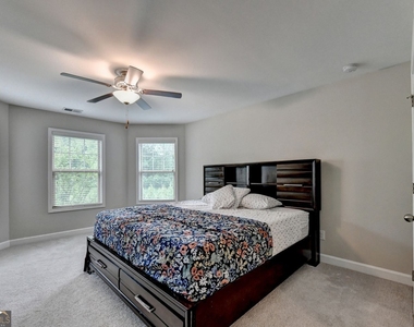 6035 Ashborough Park - Photo Thumbnail 63
