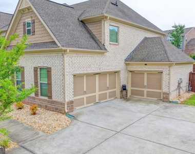 6035 Ashborough Park - Photo Thumbnail 91