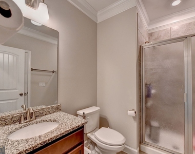 6035 Ashborough Park - Photo Thumbnail 38