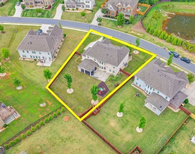 6035 Ashborough Park - Photo Thumbnail 84