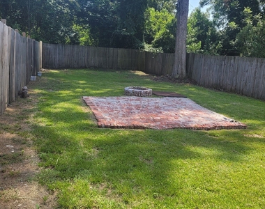 191 Forest Avenue - Photo Thumbnail 14
