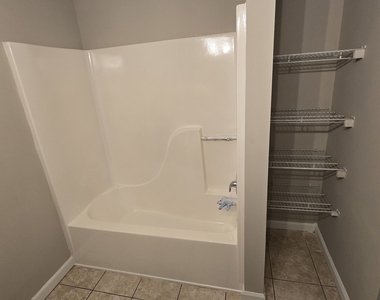 3025 Mangum Drive - Photo Thumbnail 13
