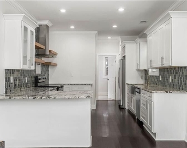 954 Byron Drive Sw - Photo Thumbnail 3