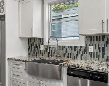954 Byron Drive Sw - Photo Thumbnail 7