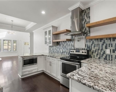 954 Byron Drive Sw - Photo Thumbnail 6