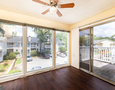 910 Augusta Drive Se - Photo Thumbnail 18