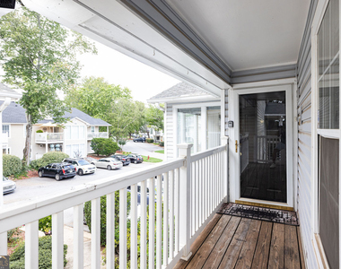 910 Augusta Drive Se - Photo Thumbnail 33