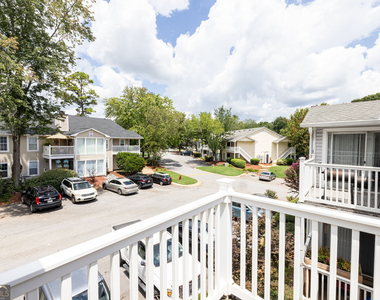 910 Augusta Drive Se - Photo Thumbnail 22