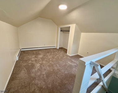 58 Nestor St - Photo Thumbnail 7