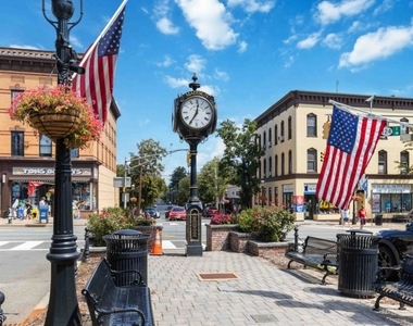 40 Main St - Photo Thumbnail 11