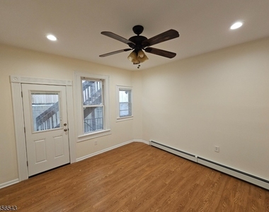 410 Rahway Ave - Photo Thumbnail 9