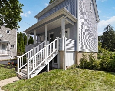50 Madison St - Photo Thumbnail 1
