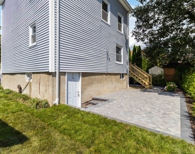 50 Madison St - Photo Thumbnail 19