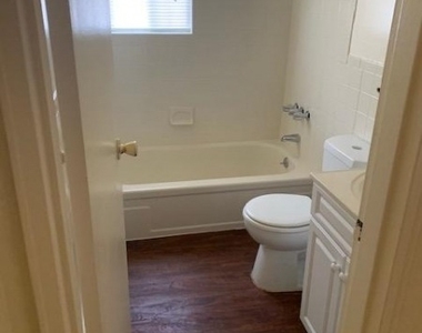 4 Swartswood Rd - Photo Thumbnail 6