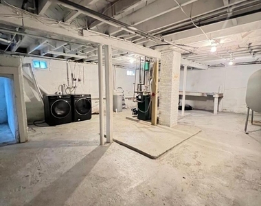 285 Rutherford Ave - Photo Thumbnail 15