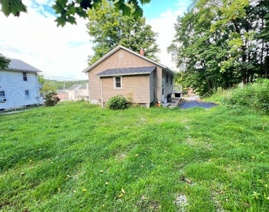 285 Rutherford Ave - Photo Thumbnail 13