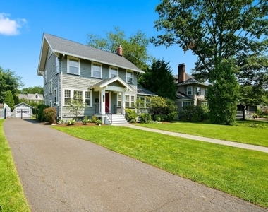636 Prospect St - Photo Thumbnail 1