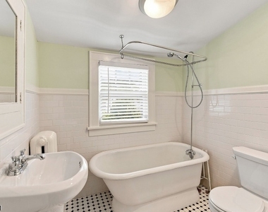 636 Prospect St - Photo Thumbnail 34