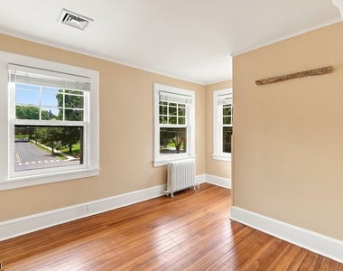 636 Prospect St - Photo Thumbnail 24