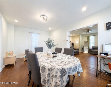 1047 Jaques Avenue - Photo Thumbnail 6
