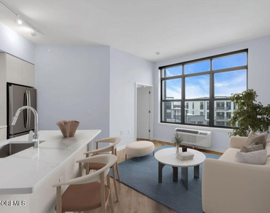 1150 Kingsley Street - Photo Thumbnail 2
