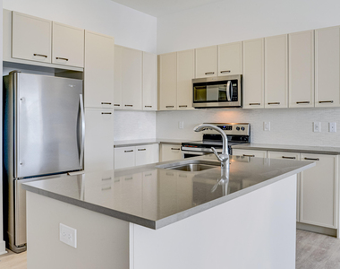55 W Front Street - Photo Thumbnail 7