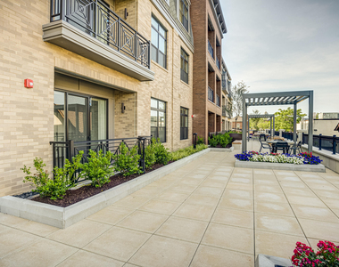 55 W Front Street - Photo Thumbnail 18