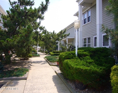 1201 Ocean Avenue - Photo Thumbnail 16