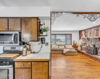 725 8th Avenue - Photo Thumbnail 17