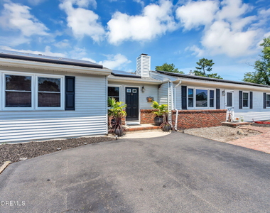 725 8th Avenue - Photo Thumbnail 7